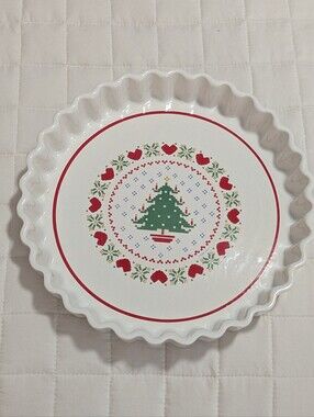 Vintage 1984 Christmas 10" Pie Baking Dish Treasure Craft Country Needlecraft